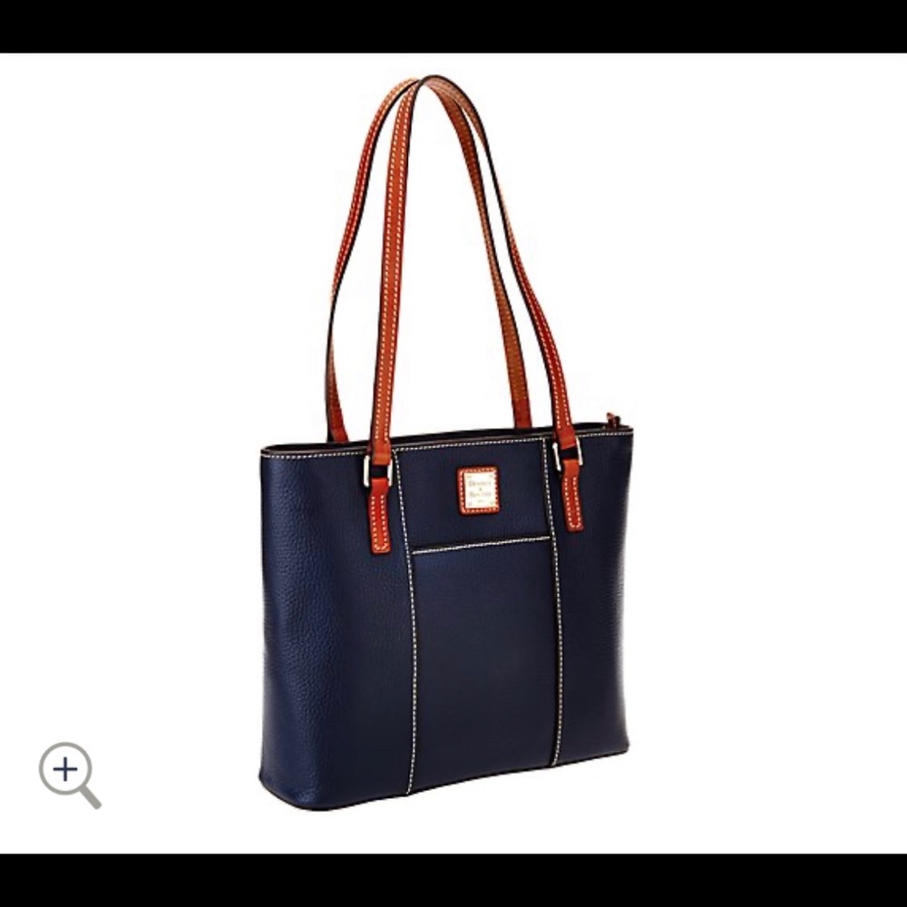 NWOT Dooney & Burke Navy Pocketbook